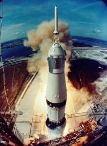 Apollo rocket blasting off